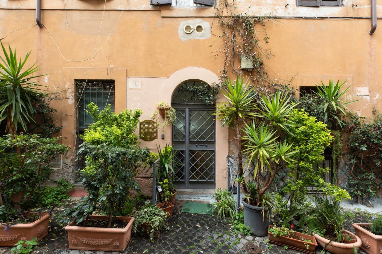 Ferienwohnung Iflat Small Studio In The Heart Of Trastevere Rom Exterior foto