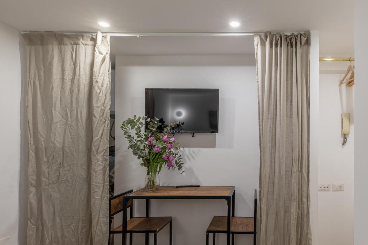 Ferienwohnung Iflat Small Studio In The Heart Of Trastevere Rom Exterior foto